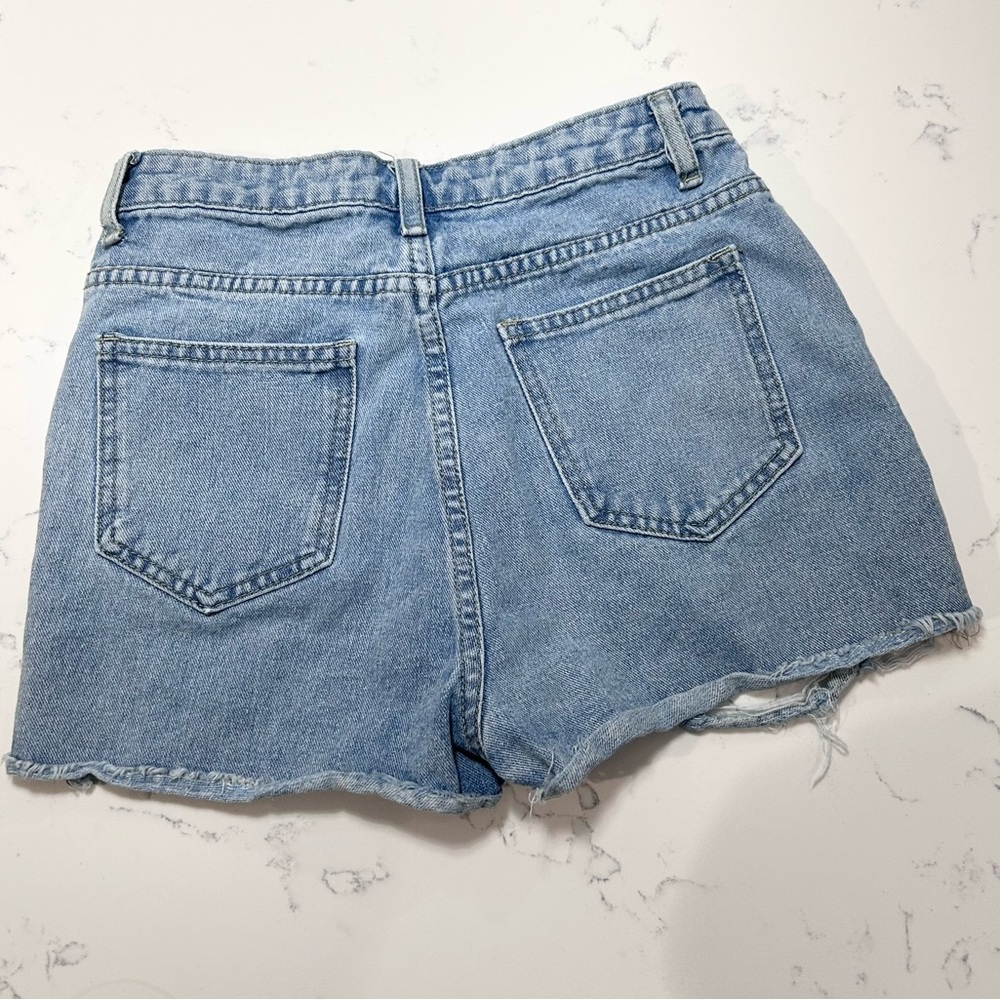 ❥𝗦𝗛𝗘𝗜𝗡: Teen Girls Ripped Raw Hem Denim Shorts - Picture 5 of 7